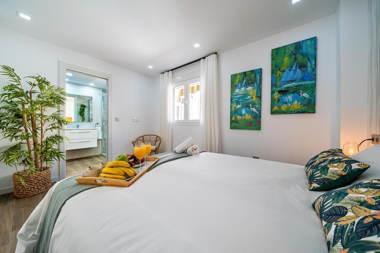 Sunset Malaga - Luxurious & Parking Apartment Esterno foto